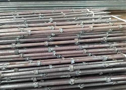 王场镇隧道钢花管